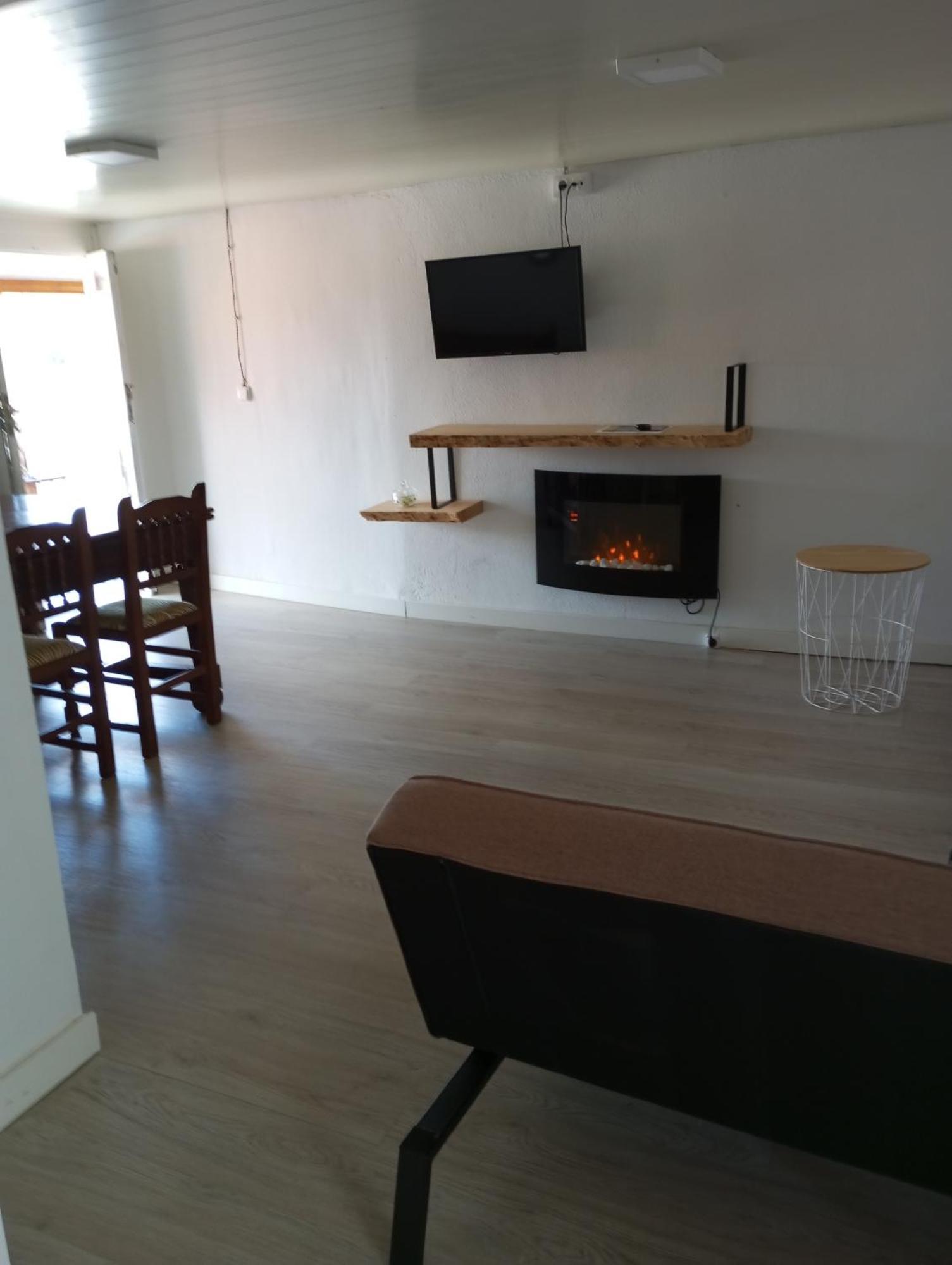 Ferienwohnung Balcon De Los Rios Cristosende Exterior foto